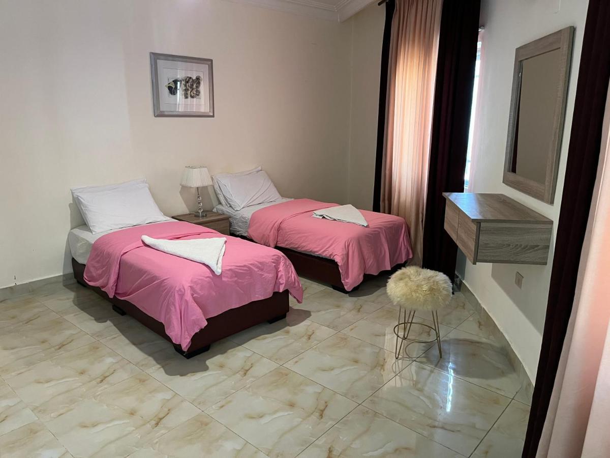 Suzan Hotel Apartments Amman Exterior photo
